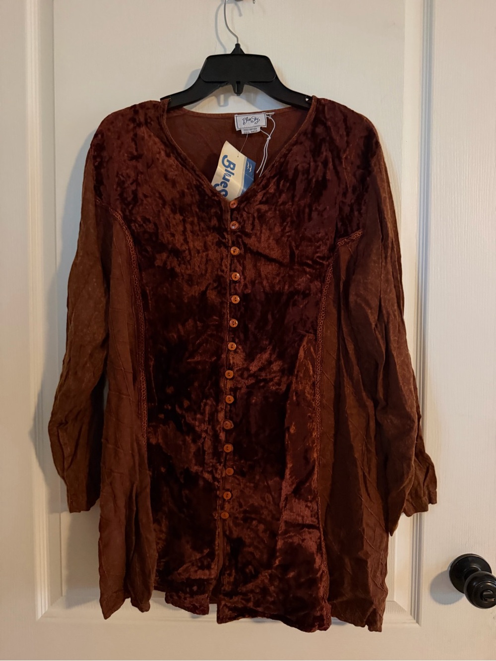 NWT “Blue Sky” Rayon Velvet Front Button Embroidered Tunic/Mini/Dress Duster